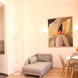 Flowers Apartments